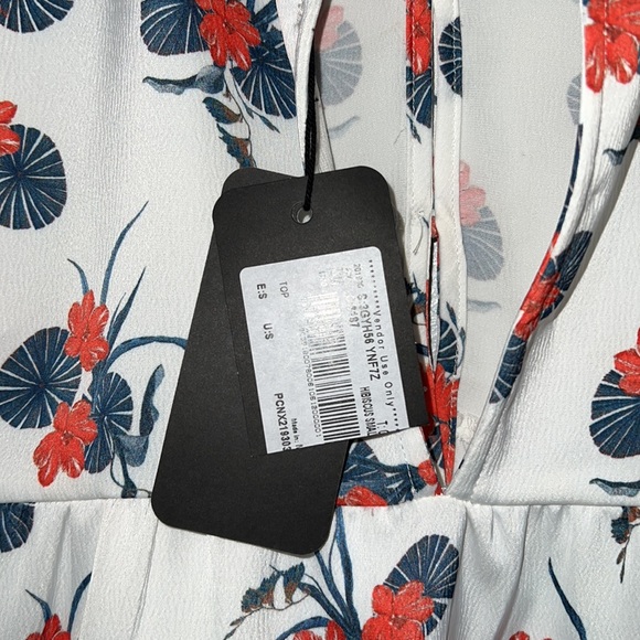 A/X ARMANI EXCHANGE tank - Picture 5 of 16